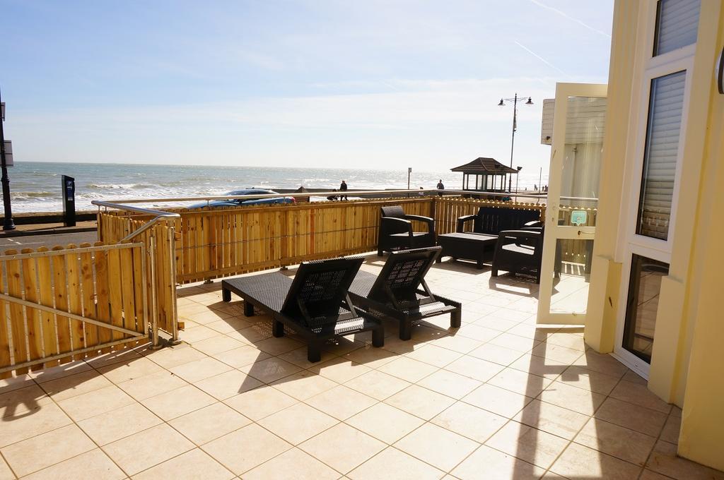 Shoreside Inn Shanklin Bagian luar foto