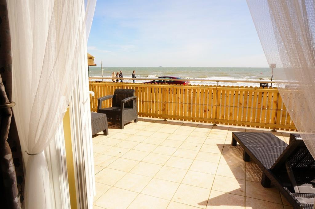 Shoreside Inn Shanklin Bagian luar foto